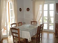 Click for more images Click for more images